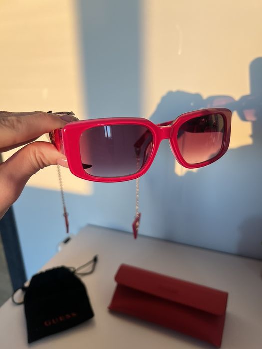 Оригинални дамски очила Guess