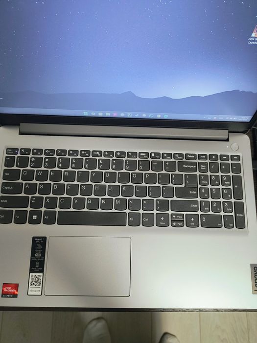 (super negociabil)URGENT Lenovo IdeaPad 1