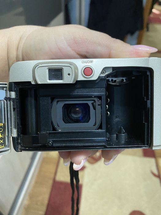 Фотоаппарат samsung продаётся б/у рабочем состоянием