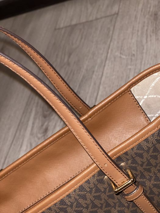 Сроччноо проддам