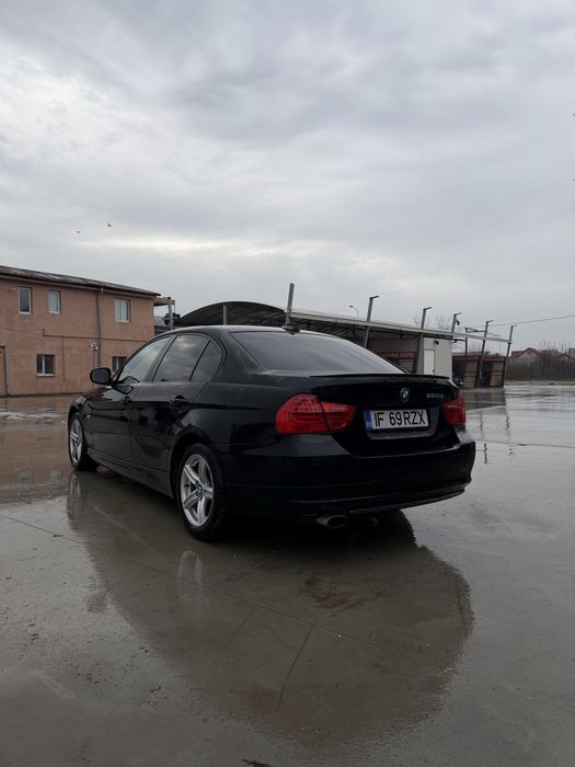 BMW E90 320D LCI