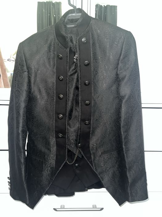 Costum de mire/botez