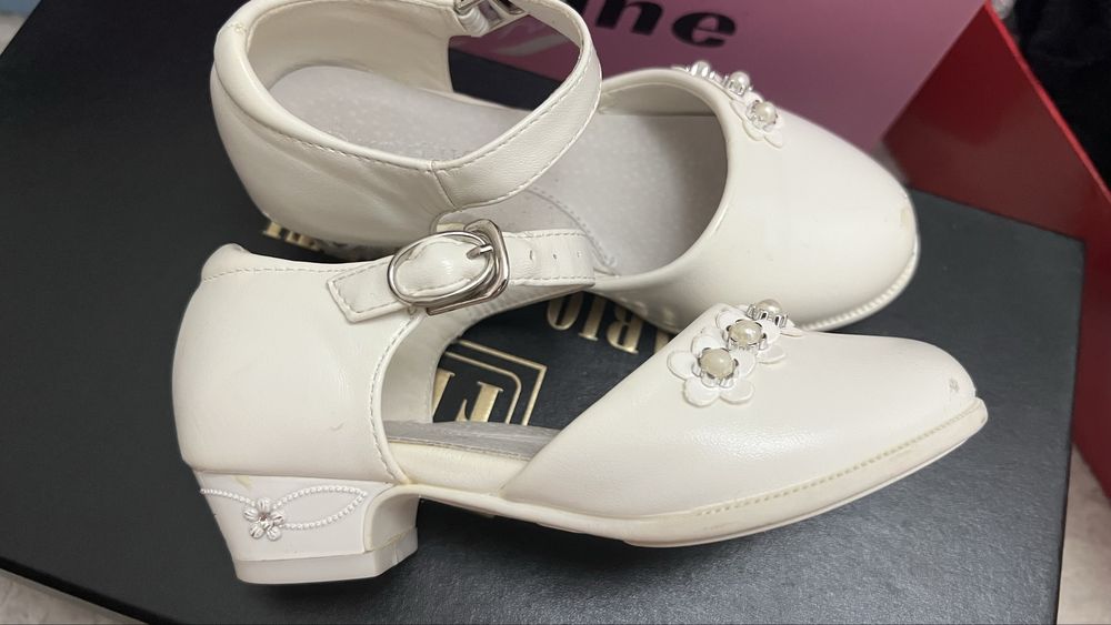 Туфли для девочек