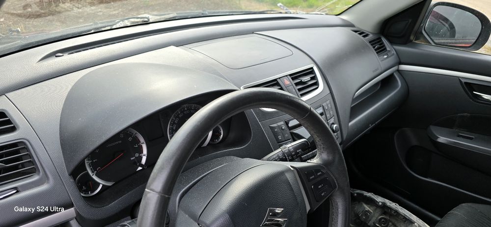 Piese suzuki swift 2011