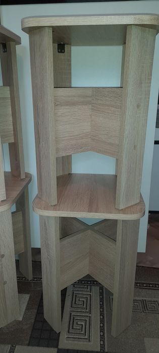 Продам табуретки новые.