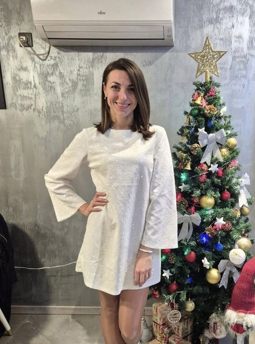 Дамска рокля с пайети