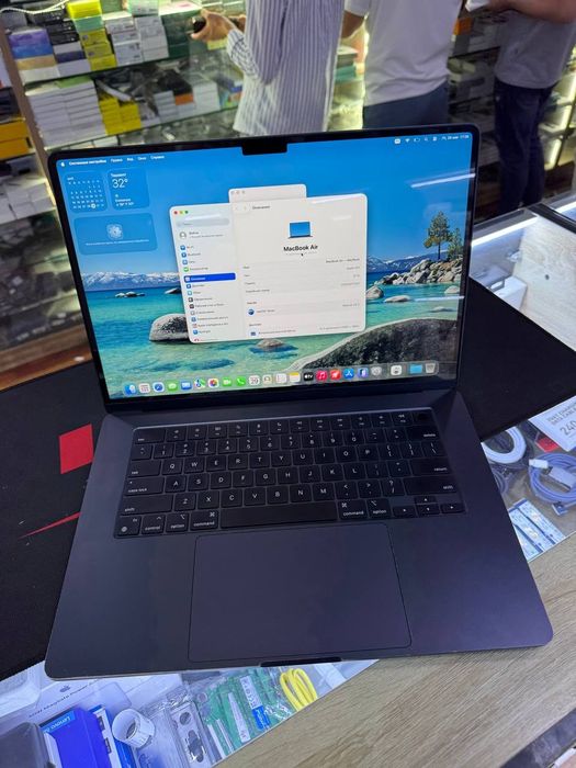 MacBook Air M3 15inch 8/256