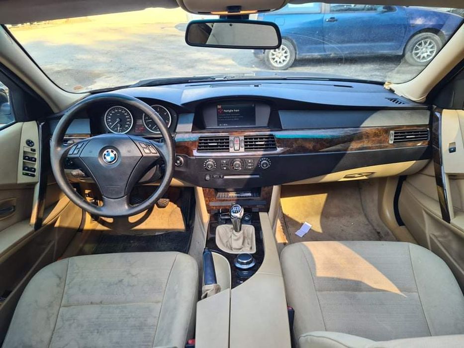 BMW E61 530XD 231кс панорама ръчка НА ЧАСТИ!