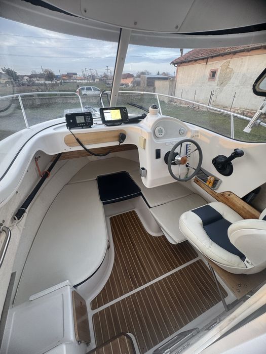 Quicksilver 580 PilotHouse