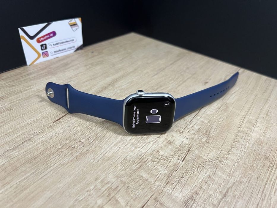 Apple Watch Seria 10 46mm Silver/Blue Second-Hand Bun 2 ani garanție,