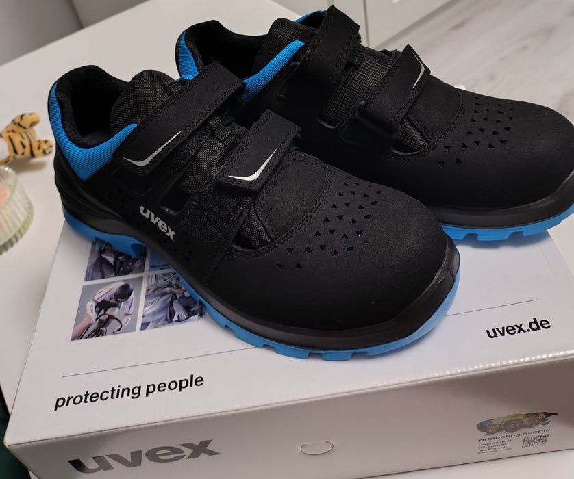 Pantofi de protectie Uvex 43