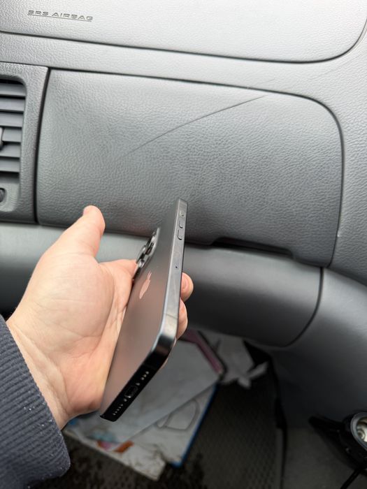 Iphone 15 pro 128 в идеальном состоянии