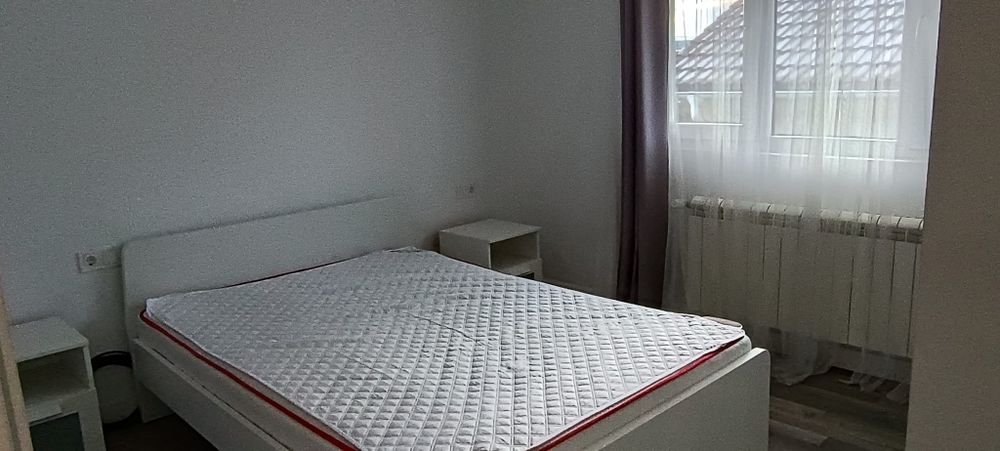 Casă înșiruită | De închiriat | 90mp | Mobilată | Alba Iulia - Arex