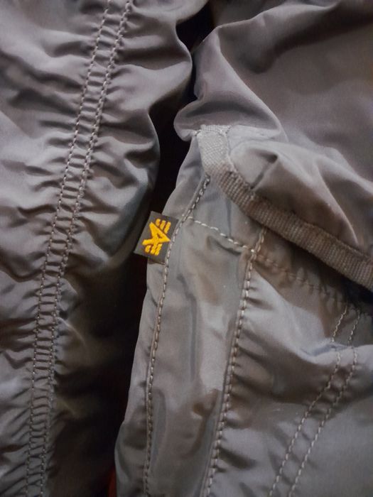 Продам куртку Alpha Industrial.