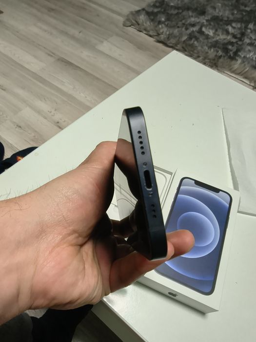 iPhone 12 128gb /cutie/ încărcător bl/baterie 84%