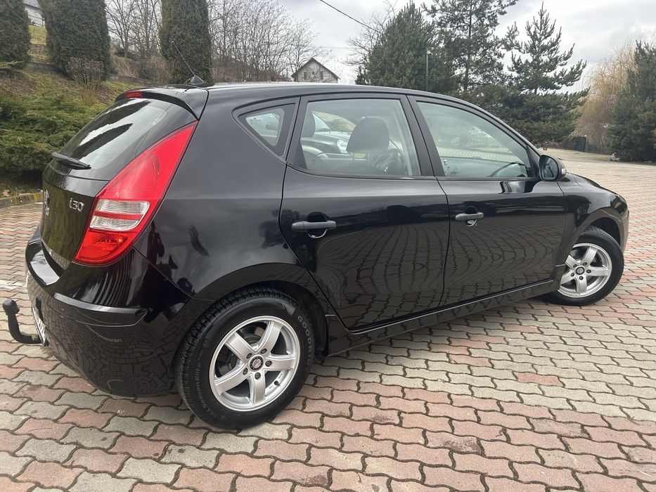 -Hyundai i30 facelift-2012-1.4benzina-109cai-euro5-adusa din germania-