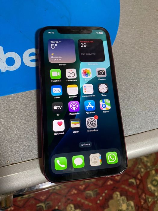 Срочно продам айфон xr