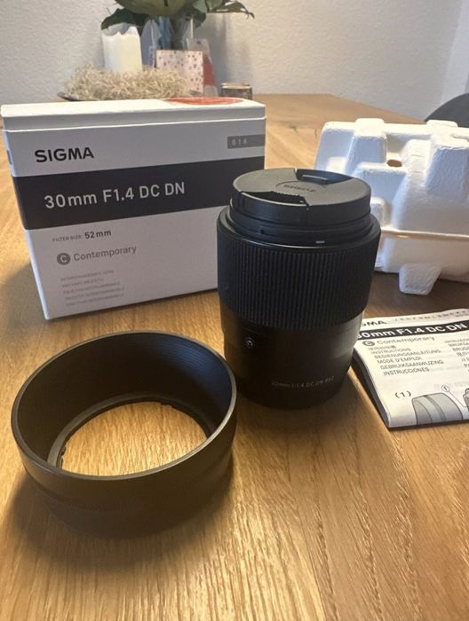 Sigma 30mm F1.4 DC DN Contemporary Sony E-mount  / Перфектно състояние!