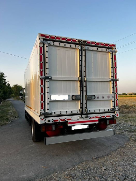 Isuzu NPR-75 реф 5тонна