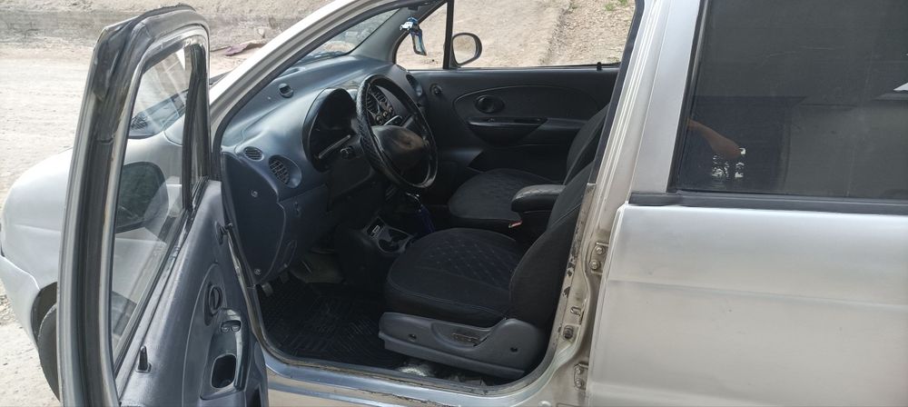 Matiz moshinasi sotiladi . Holati yaxshi metan gazi bor