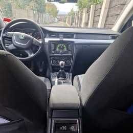 Skoda Superb Dec  2011