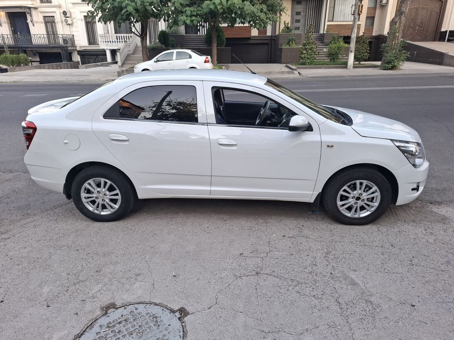 Cobalt 2021 avtomat metan