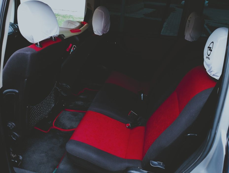 Продам 7 местный авто