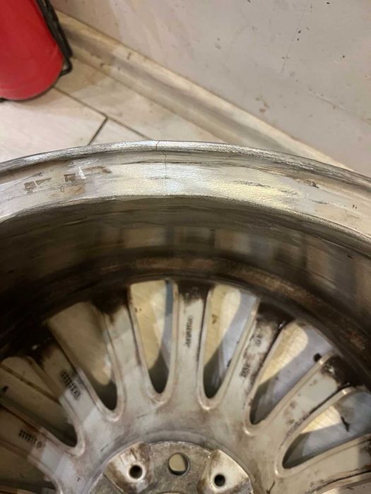 19" BWM джанти с гуми, 3+1, 15 спици.