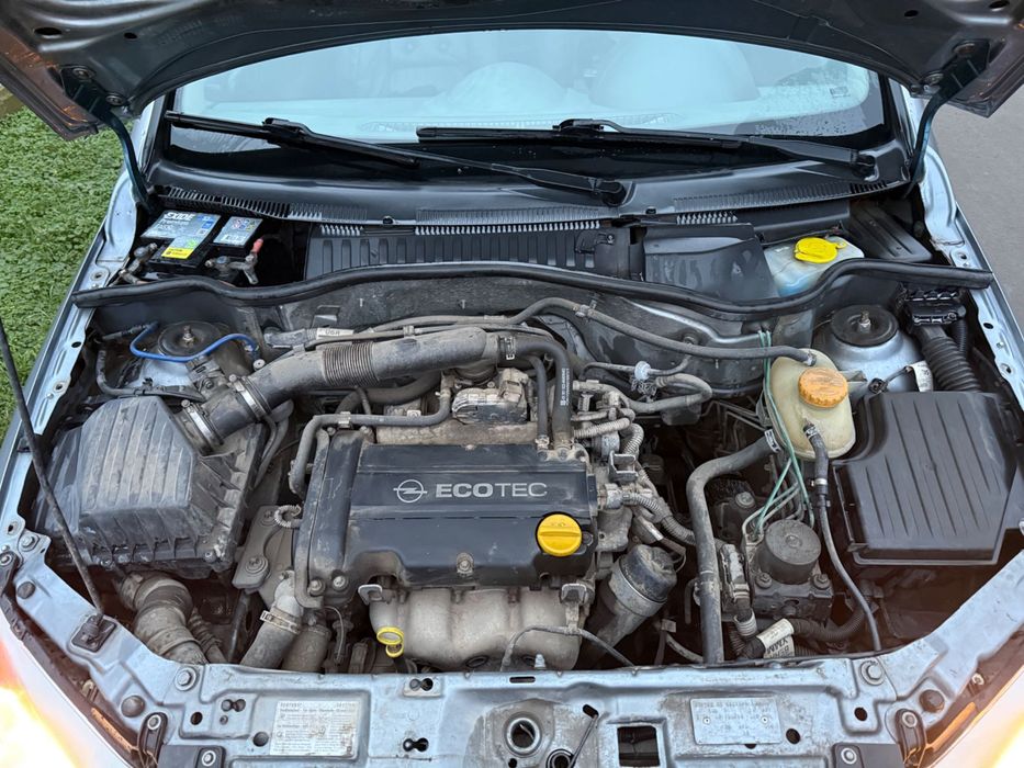 Opel Corsa C 1.2 benzină 2005