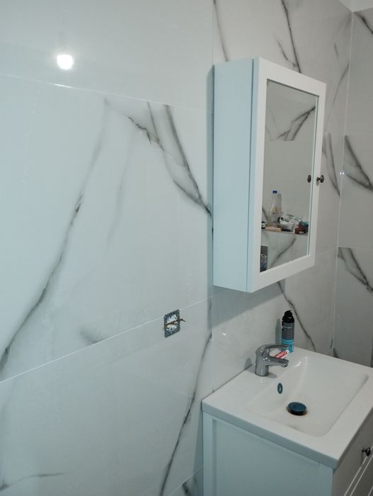 Vand apartament o camera plus camera de zi Floresti Cluj