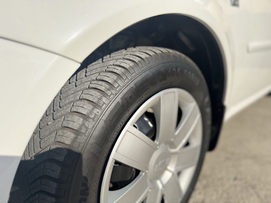 Lasseti minishga tayor vikupga 1000 shapka