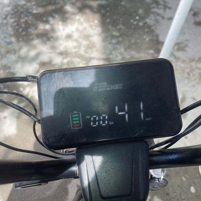 Skuter sport moped