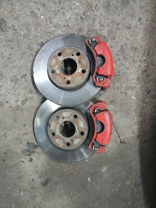 Тормозные диски с супортами марк 2,чайзер