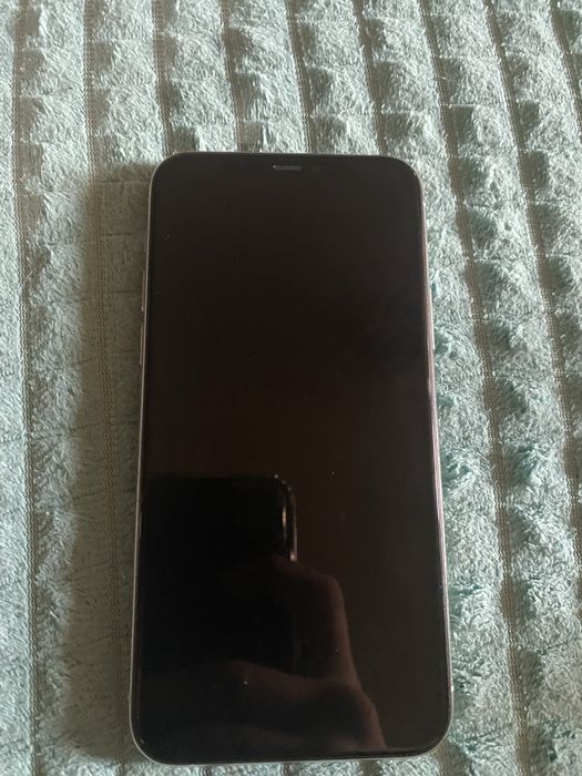 IPhone 11 в хорошем состояние