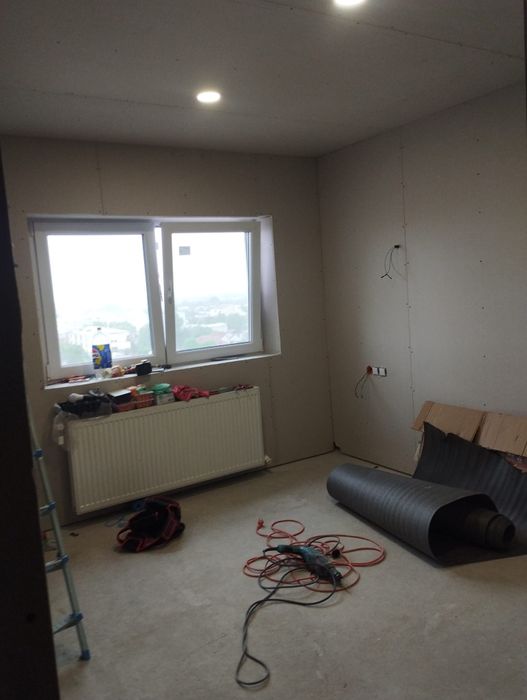 Apartament 3 camere, 77 mp, Centru Alexandria, vis-a-vis de CEC