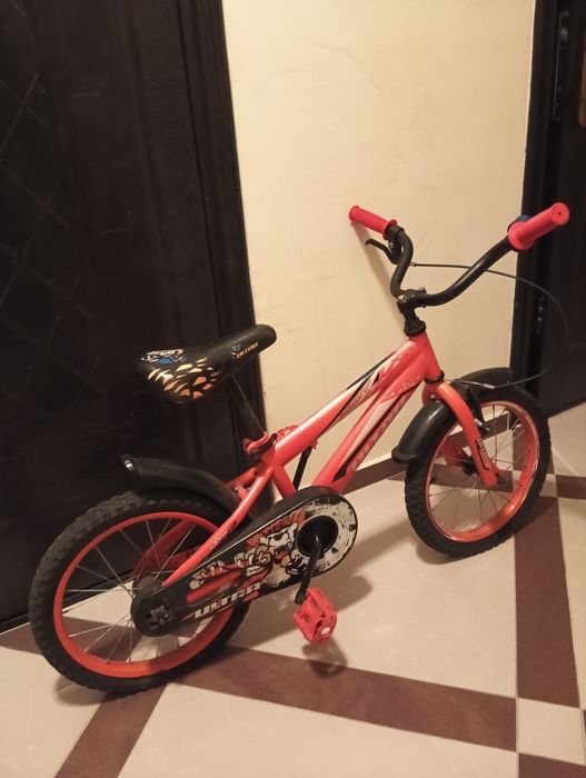Детско колело,без помощни колела