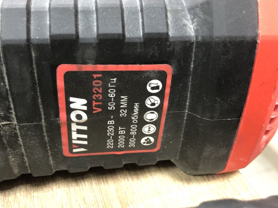 Перфоратор Vitton VT3201 (А4)