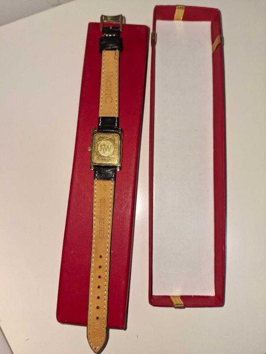 Ceas dama  original Raymond Weil - placat aur 18 K