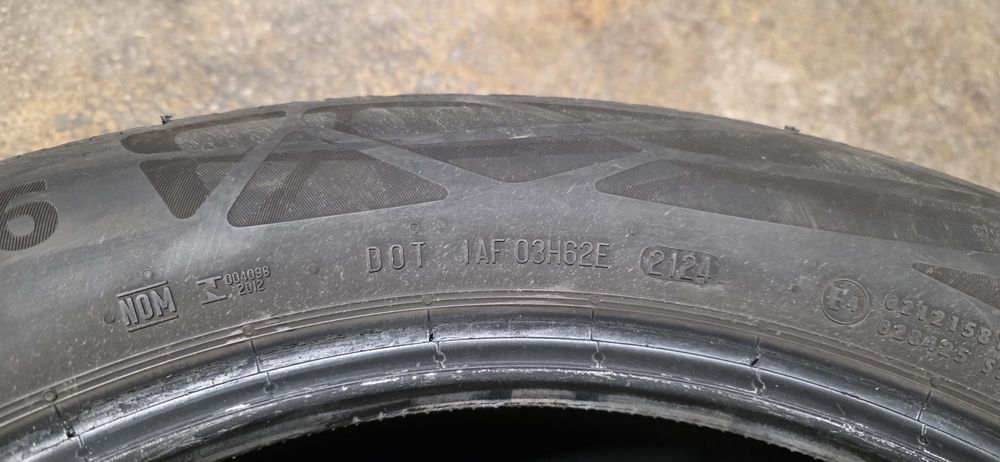 Anvelope Continental vara 235/55 R18 rulate 8000km