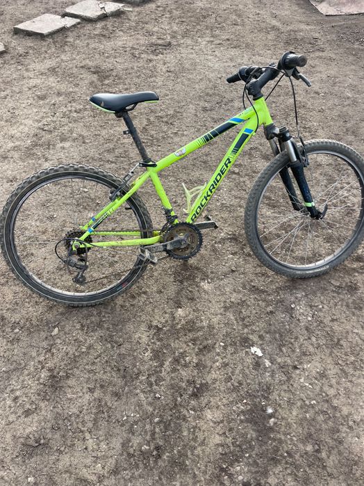 De vânzare o bicicletă