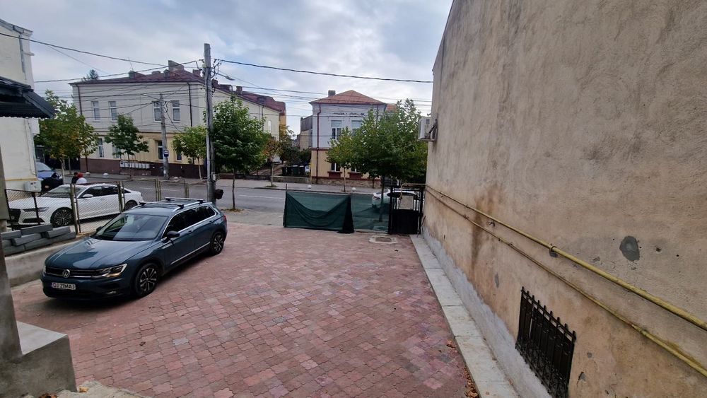 Spatiu comercial central