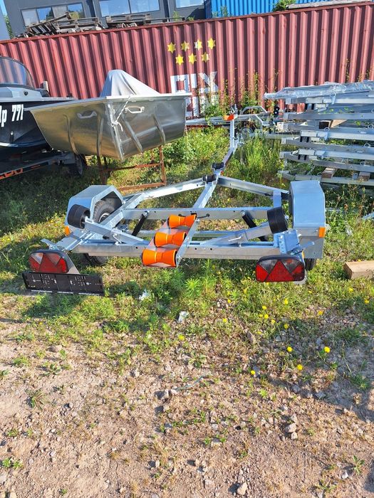 Колесар за лодка до 5м, 750кг RESPO 750V511L191