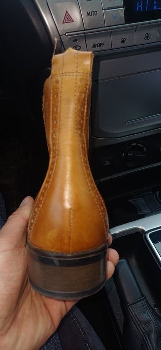 Продаю обувь кожаная