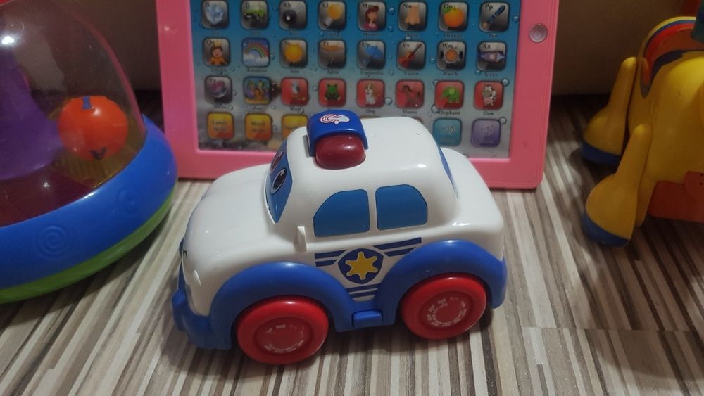 Lot jucarii tomy 2003 calut sunete masina tableta jucarie curier gratu