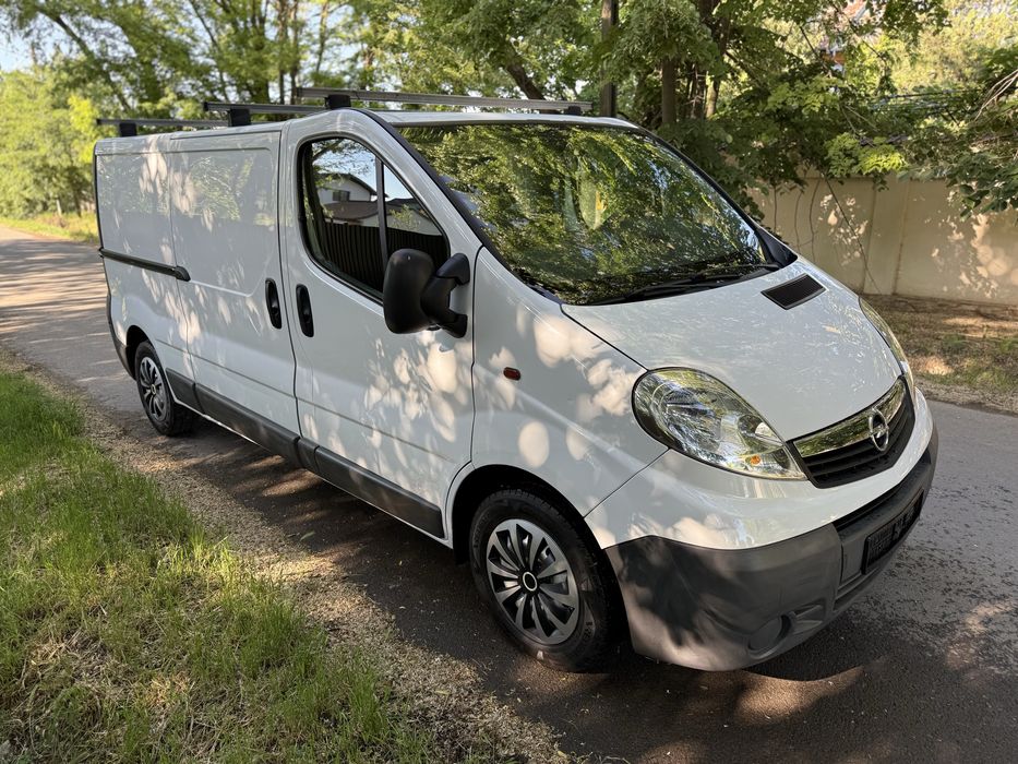 Opel Vivaro Lung 2.0 /2008 / Aer conditionat