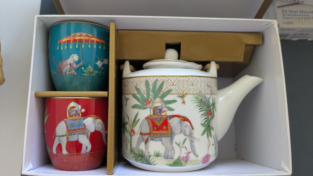 Set ceainic cu 2 căni Marajah NOU