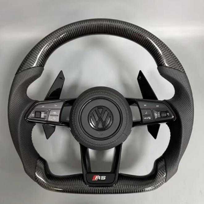 VW RS спортен волан – карбон и кожа