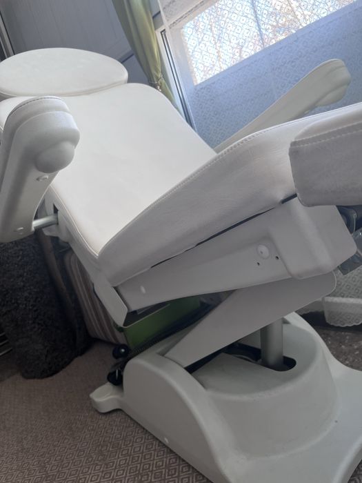 Продам кресло-кушетка,