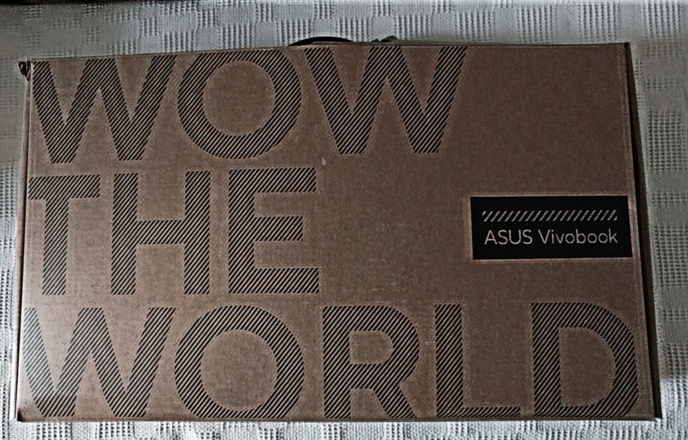 ASUS Vivobook 15 – Бърз, стилен и като нов!