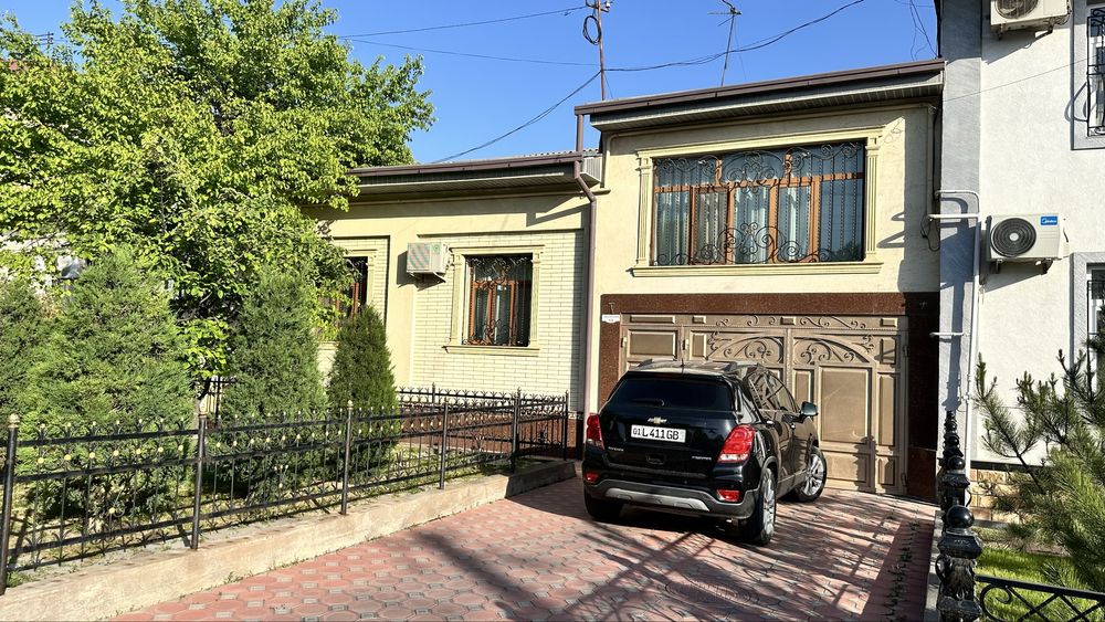 Продаётся в Думраобод, напротив школы 131 (Vosiq International School)